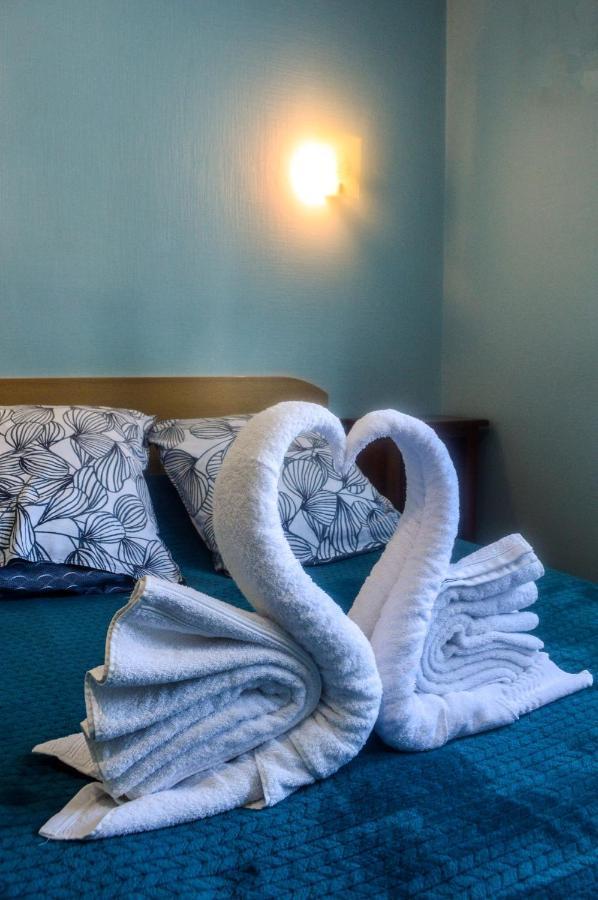 Guéret Hotel Le Pommeil מראה חיצוני תמונה
