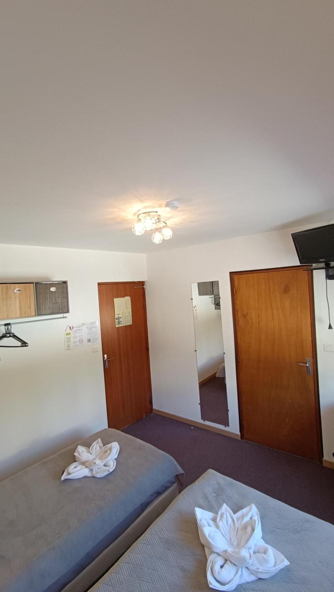 Guéret Hotel Le Pommeil מראה חיצוני תמונה